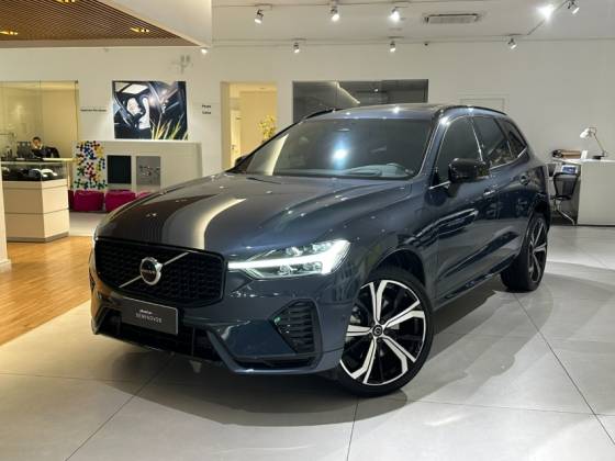 VOLVO XC60 2.0 T8 RECHARGE ULTIMATE DARK AWD GEARTRONIC VOLVO XC60 2.0 T8 RECHARGE ULTIMATE DARK AWD GEARTRONIC